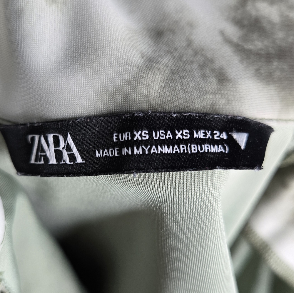 Zara Cropped Jacket - Picture 6 of 6